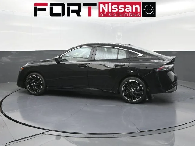 New 2027 Black Nissan SR image 4