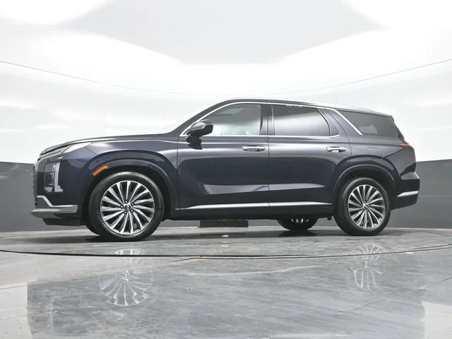 Used 2024 White Hyundai Calligraphy image 21