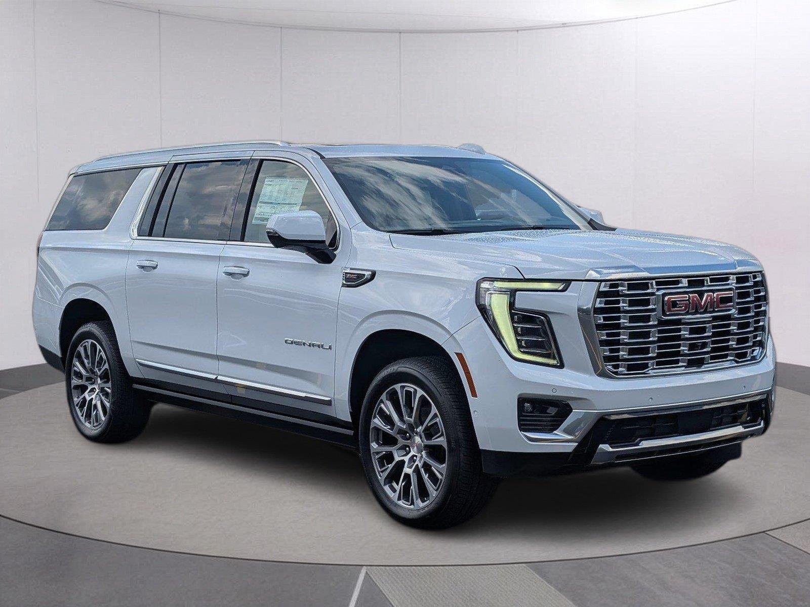 New 2026 Glacier White Tricoat GMC Denali image 7