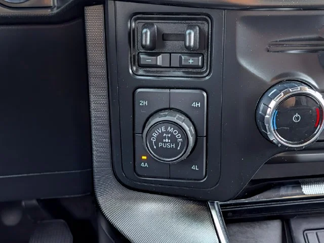 Used 2024 White Ford Platinum image 39