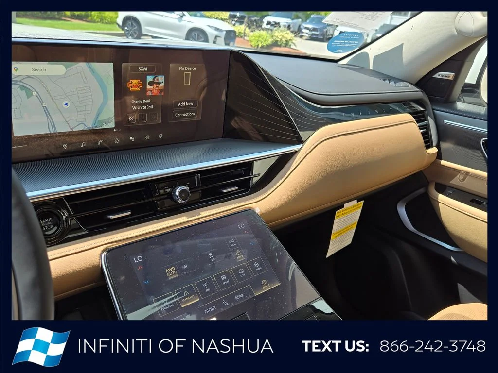 New 2027 RADIANT WHITE INFINITI Luxe 4WD image 31