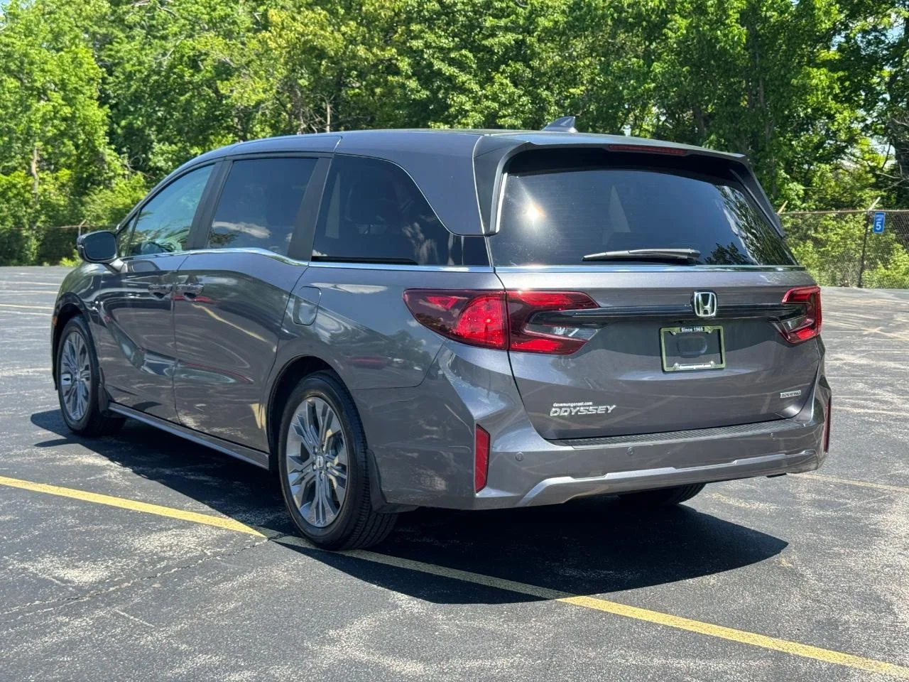 Certified Used 2026 DK. GRAY Honda Touring image 7