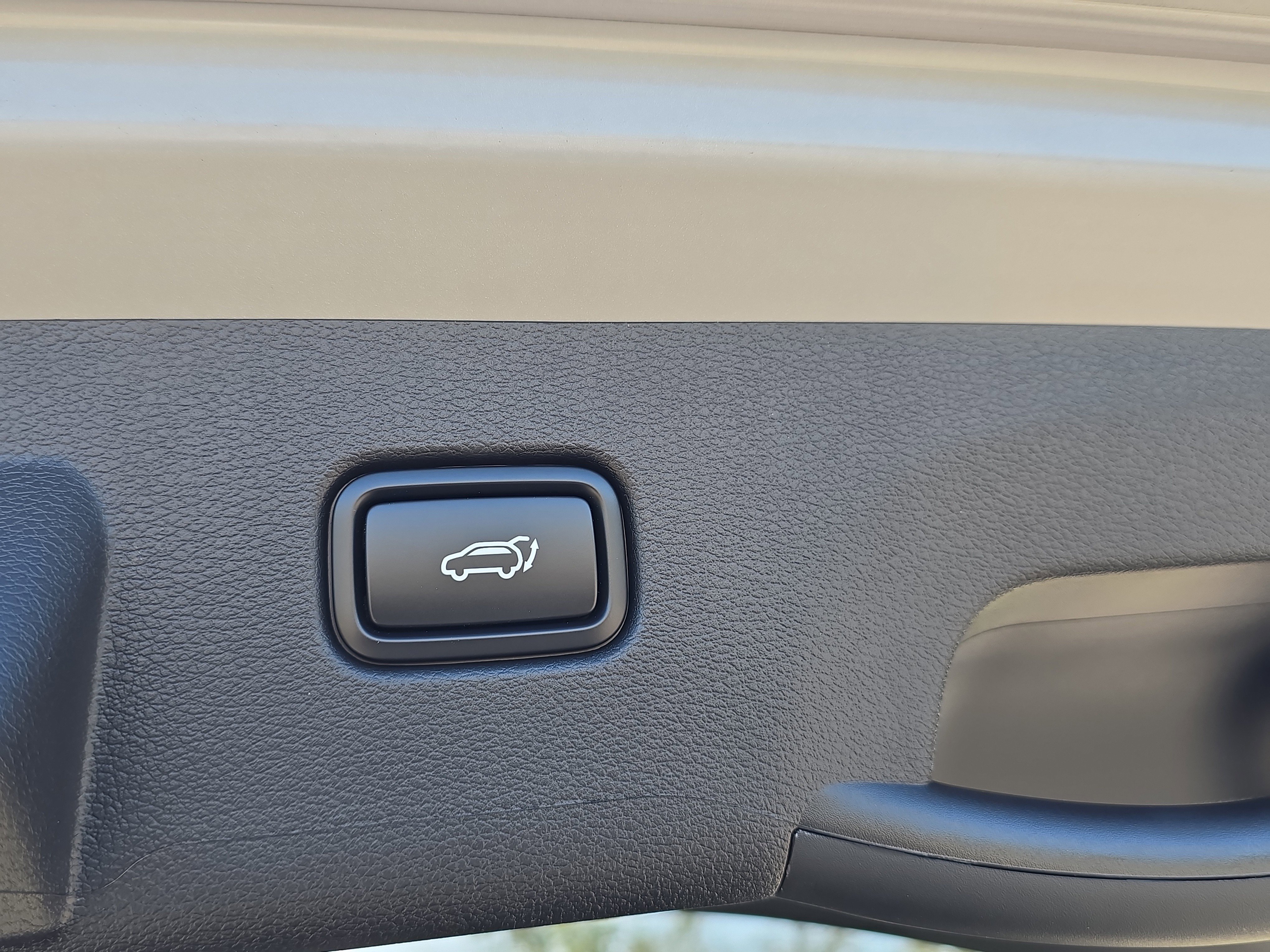 New 2026 Wolf Gray Kia EX image 11