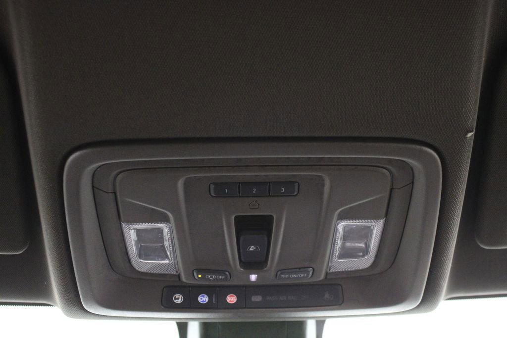 Used 2020 RED QUARTZ TINTCOAT GMC SLT image 21