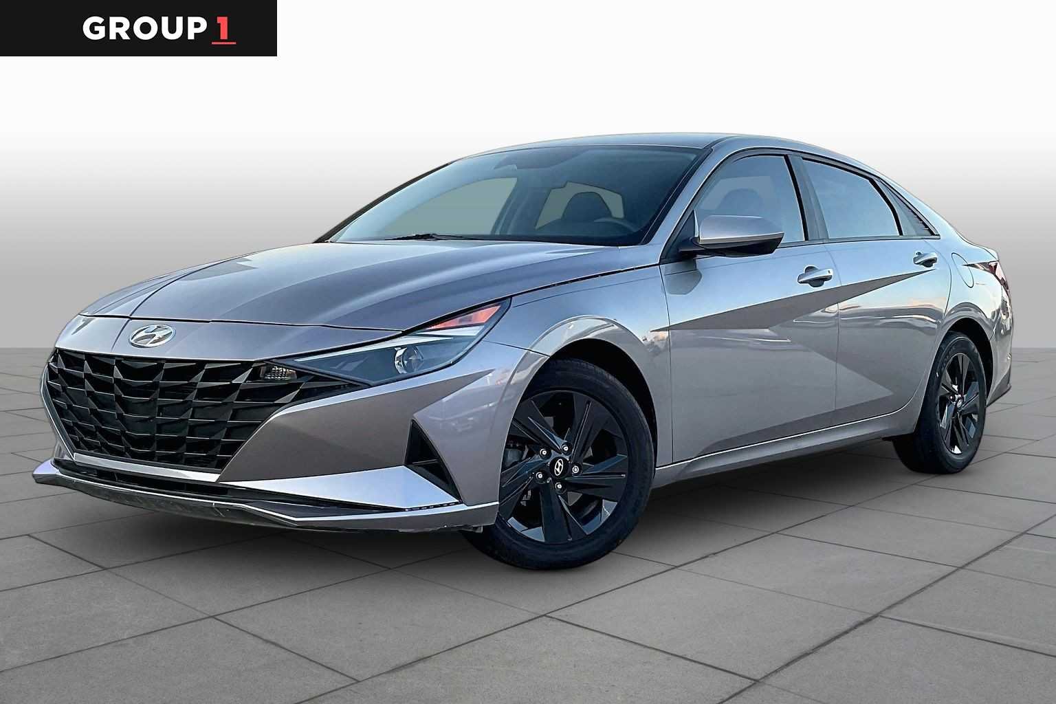 Pre-Owned 2023 Hyundai Elantra SEL