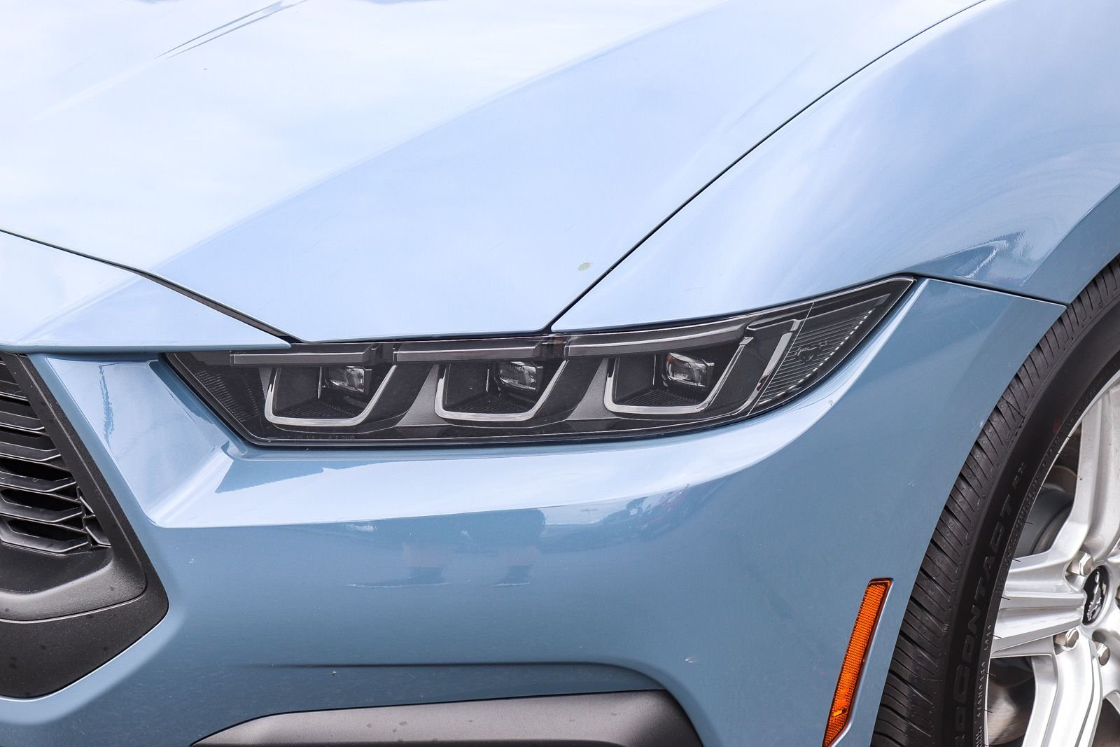 Used 2026 Vapor Blue Ford EcoBoost image 10