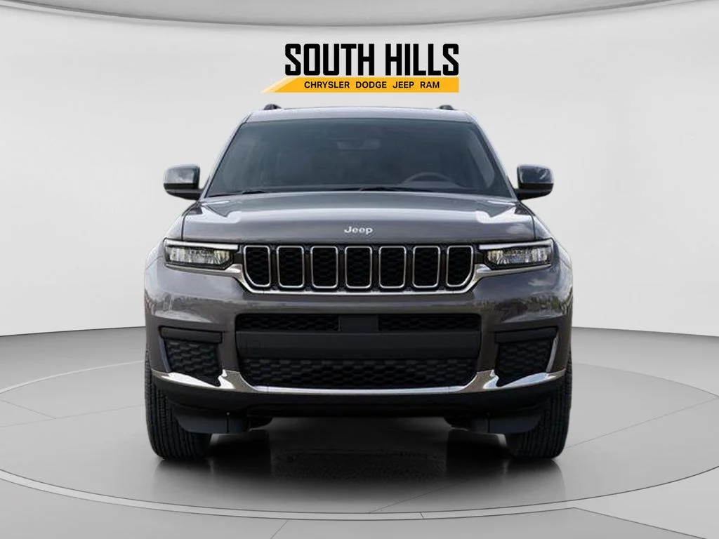 New 2025 Baltic Gray Metallic Clear-Coat Exterior Paint Jeep Laredo image 6