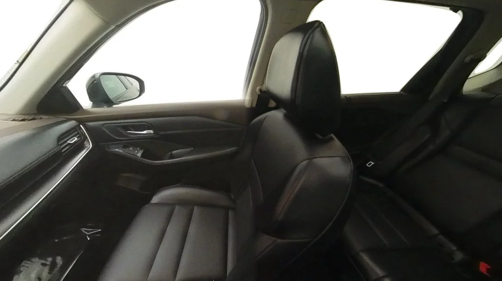 Used 2023 Black Nissan SV image 28