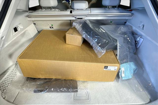New 2026 Polar White Mercedes-Benz EQE 320+ image 53