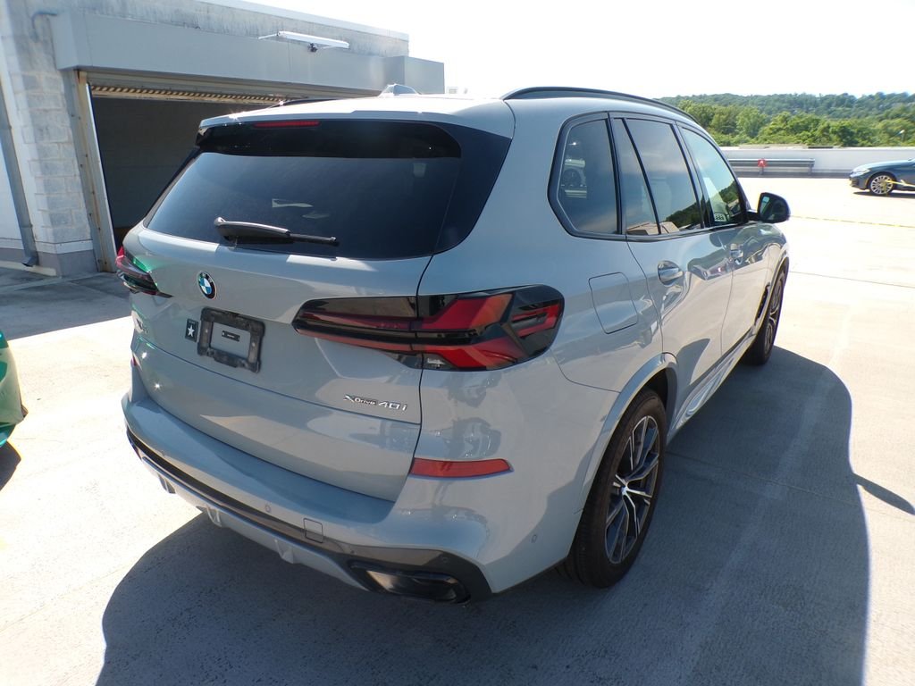 Certified Used 2026 Brooklyn Grey Metallic BMW xDrive40i image 3
