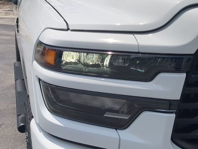 New 2026 Bright White Clear-Coat Exterior Paint RAM Tradesman image 10