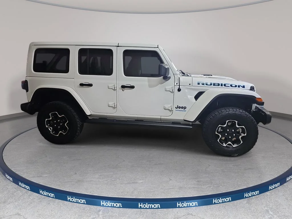 Used 2021 White Jeep Unlimited Rubicon 4xe image 5