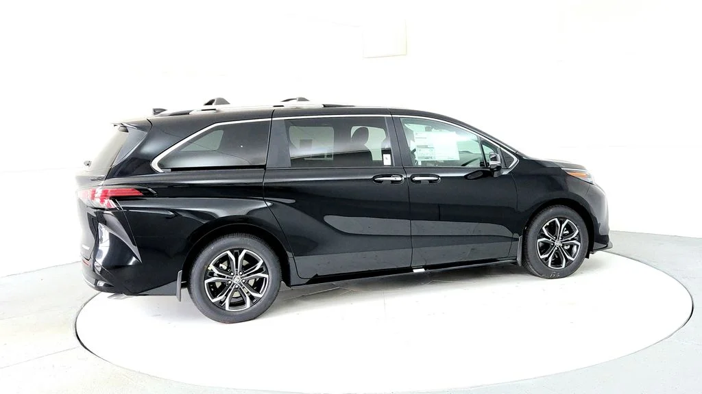 New 2026 Midnight Black Metallic Toyota Platinum image 6