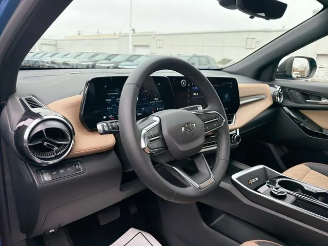 Used 2025 Blue Chevrolet ACTIV image 10