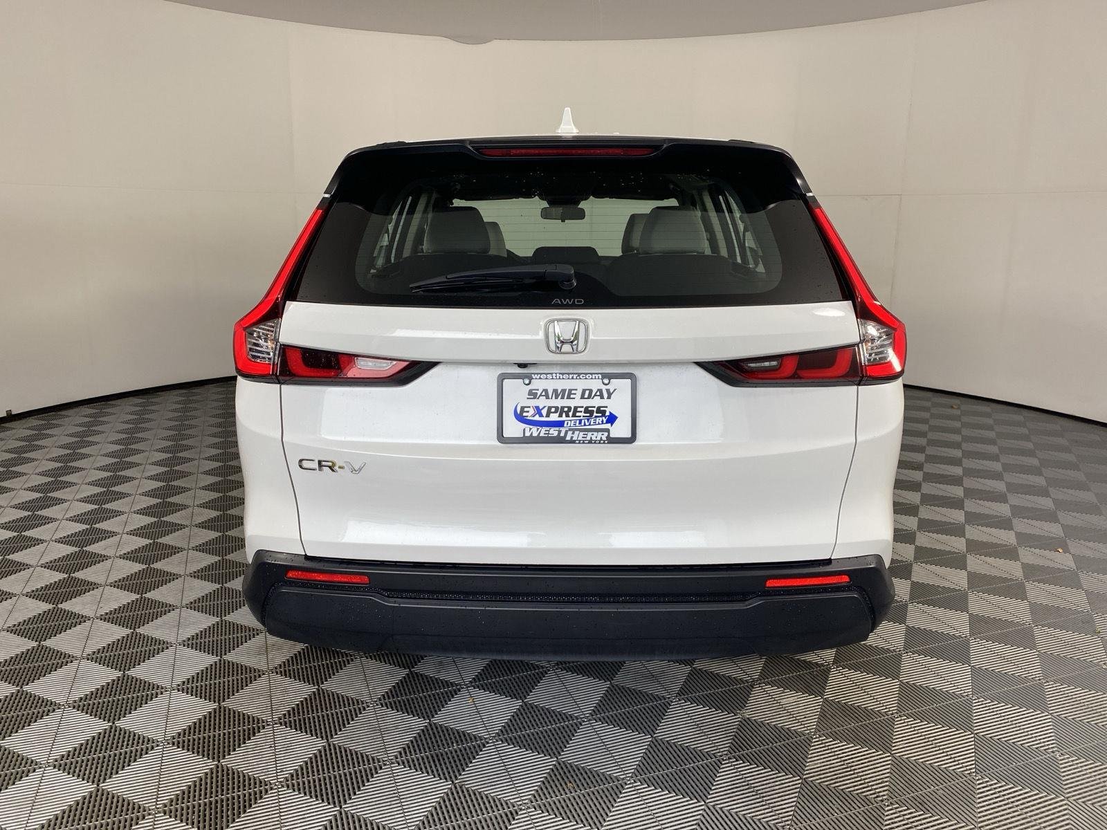 Certified Used 2023 Platinum White Pearl Honda LX image 6