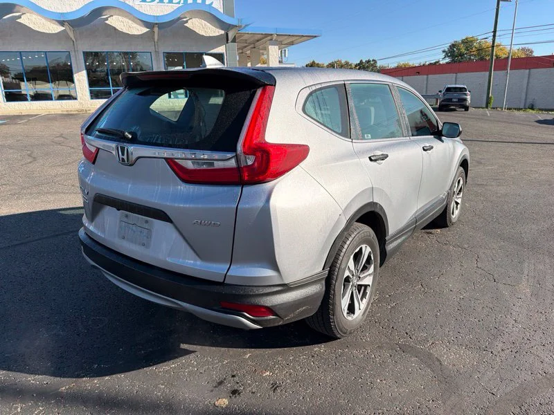 Used 2017  Honda LX image 7