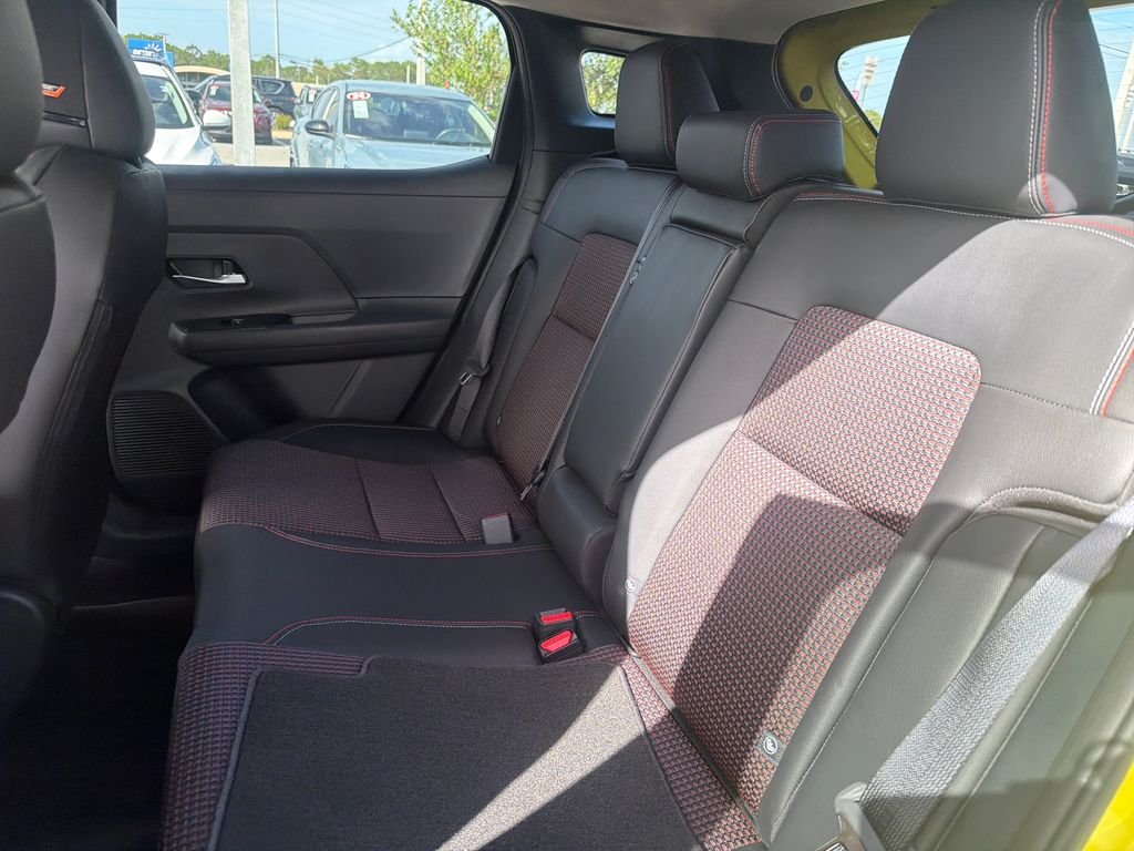 2026 Nissan KICKS SR - Photo 21