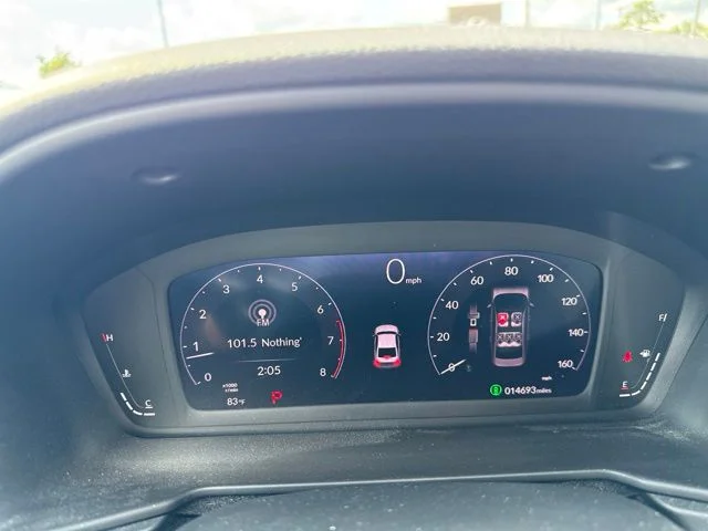 Used 2024 White Honda EX image 12