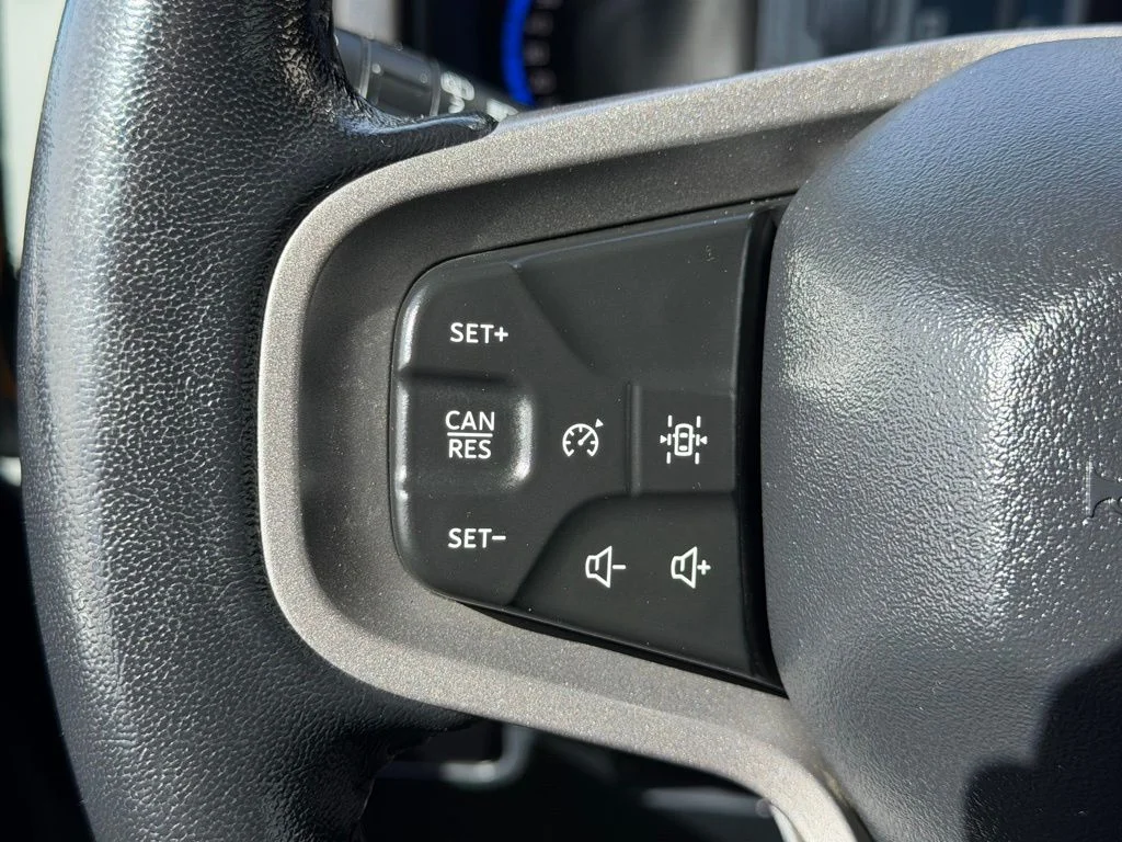 Used 2023 Blue Ford Badlands image 18