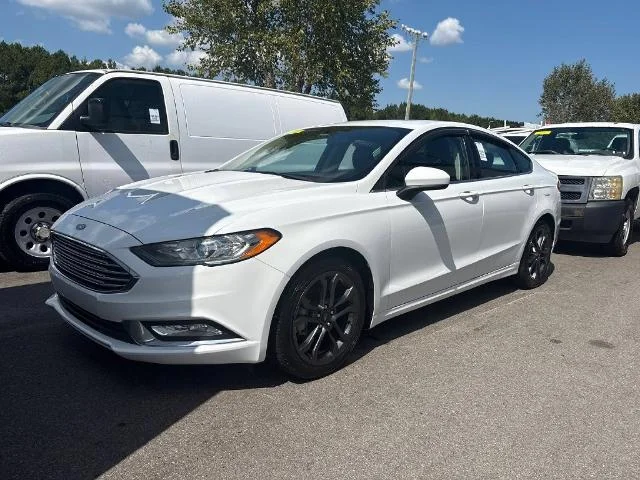 Used 2018 Oxford White Ford SE image 46