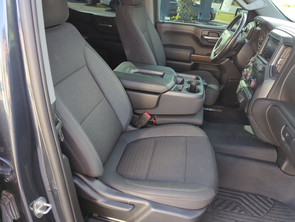 Used 2022 Gray Chevrolet LT image 34