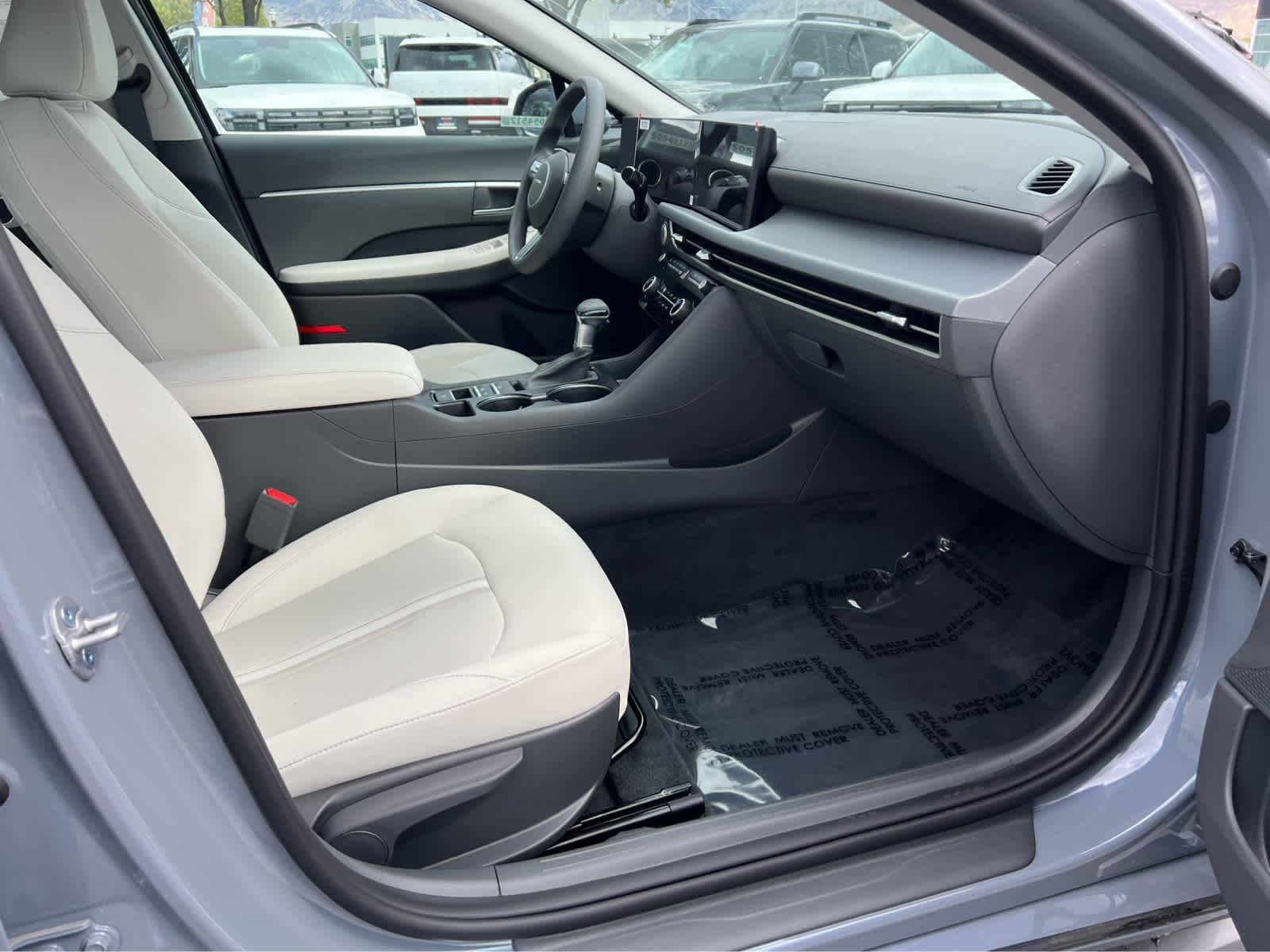 New 2026 Transmission Blue Hyundai SE image 19