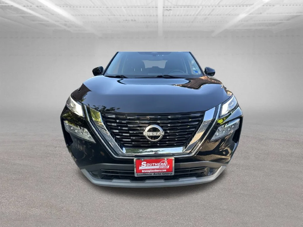 Used 2023 Black Nissan SV image 10