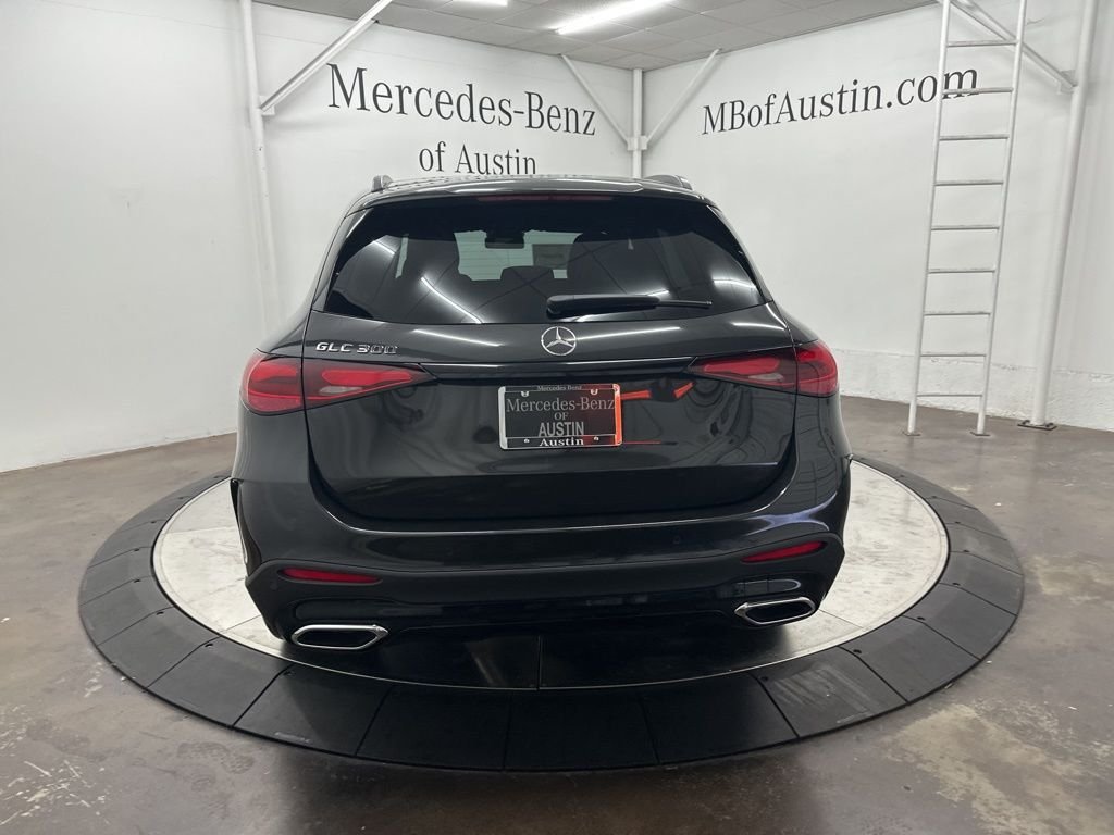 Used 2026 Gray Mercedes-Benz GLC 300 image 6