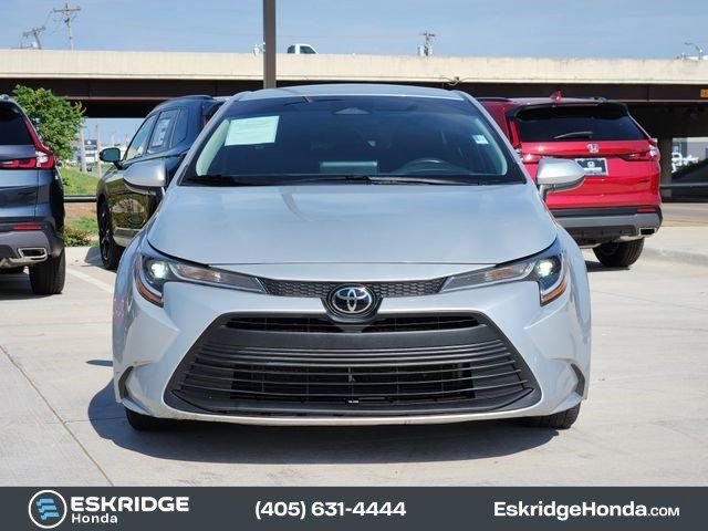 2023 Toyota Corolla LE - Photo 2