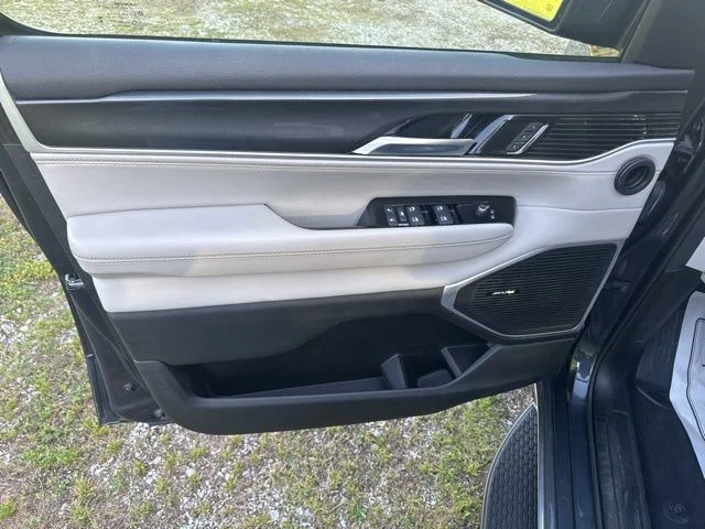 Used 2022 Gray Jeep Series I image 16