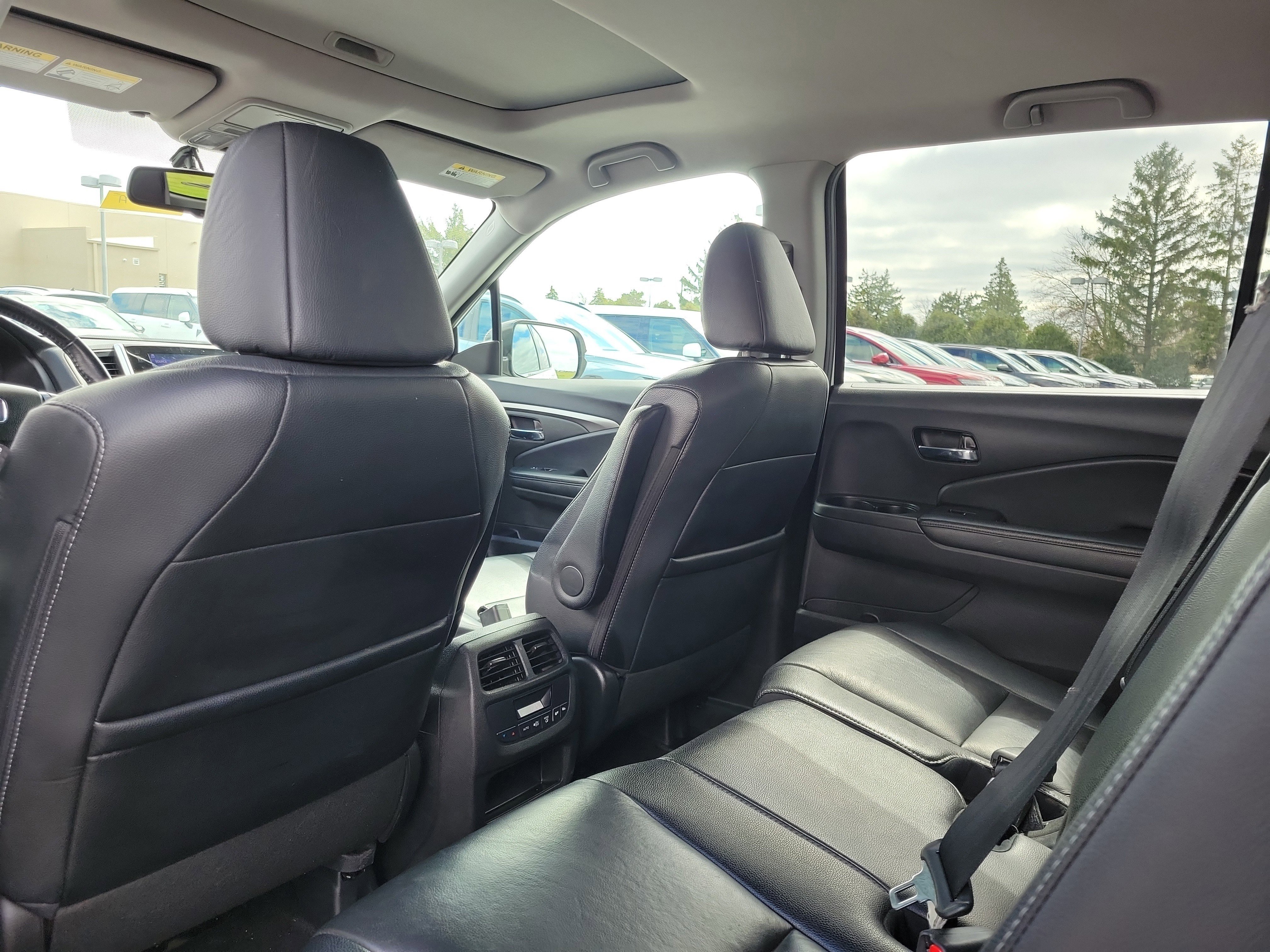 Used 2017 White Diamond Pearl Honda EX-L image 14