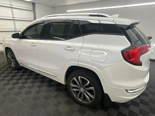 Used 2020 White GMC Denali image 19