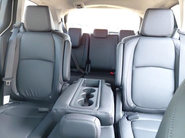 New 2026 Platinum White Pearl Honda EX-L image 25