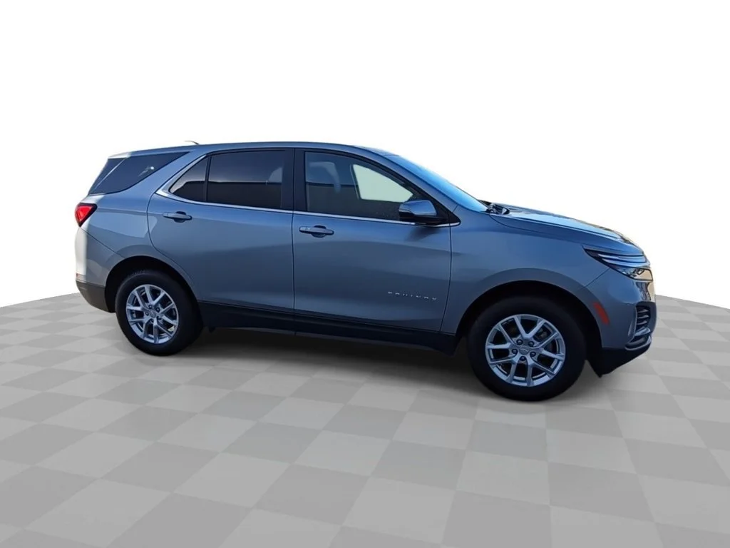 2024 Chevrolet Equinox LT - Photo 9