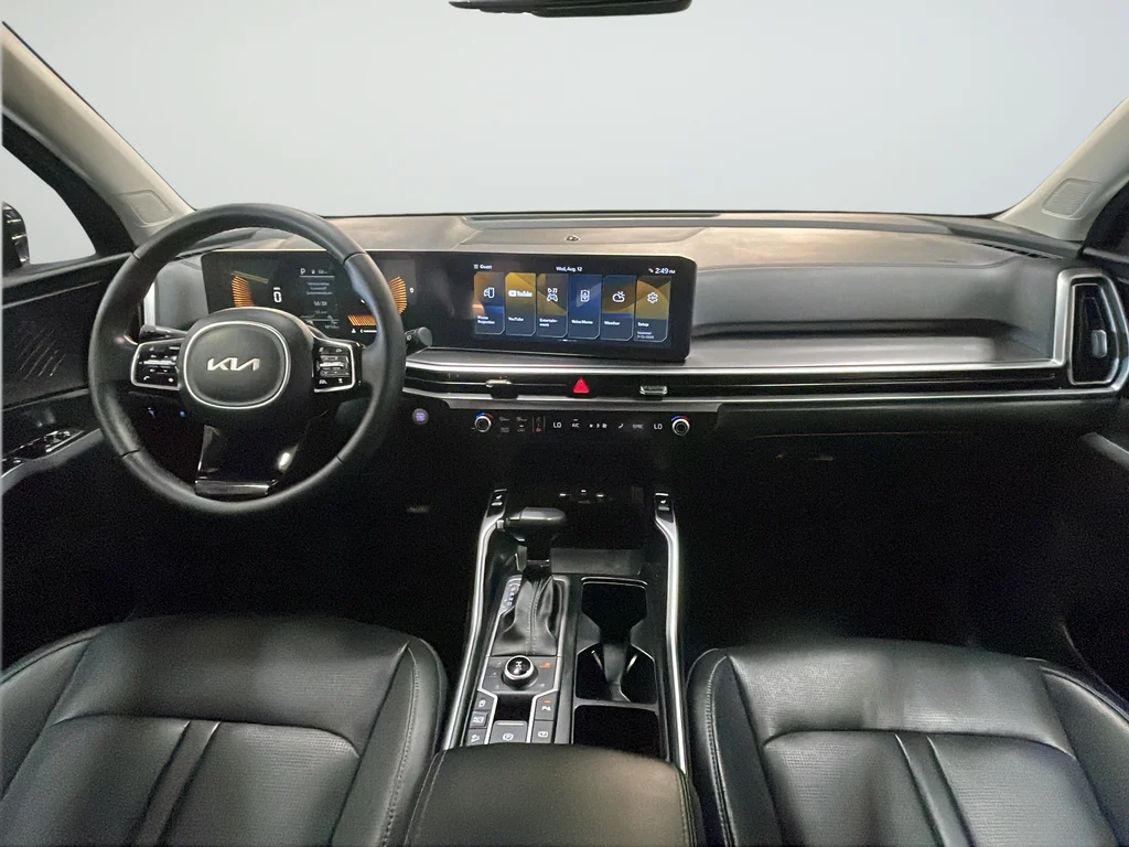 Used 2024 Black Kia S image 10