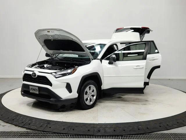 Used 2023 White Toyota LE image 12