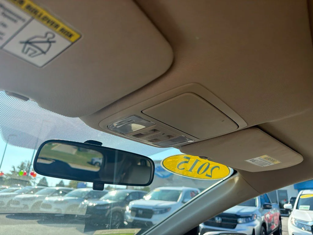 Used 2015  Honda EX image 27