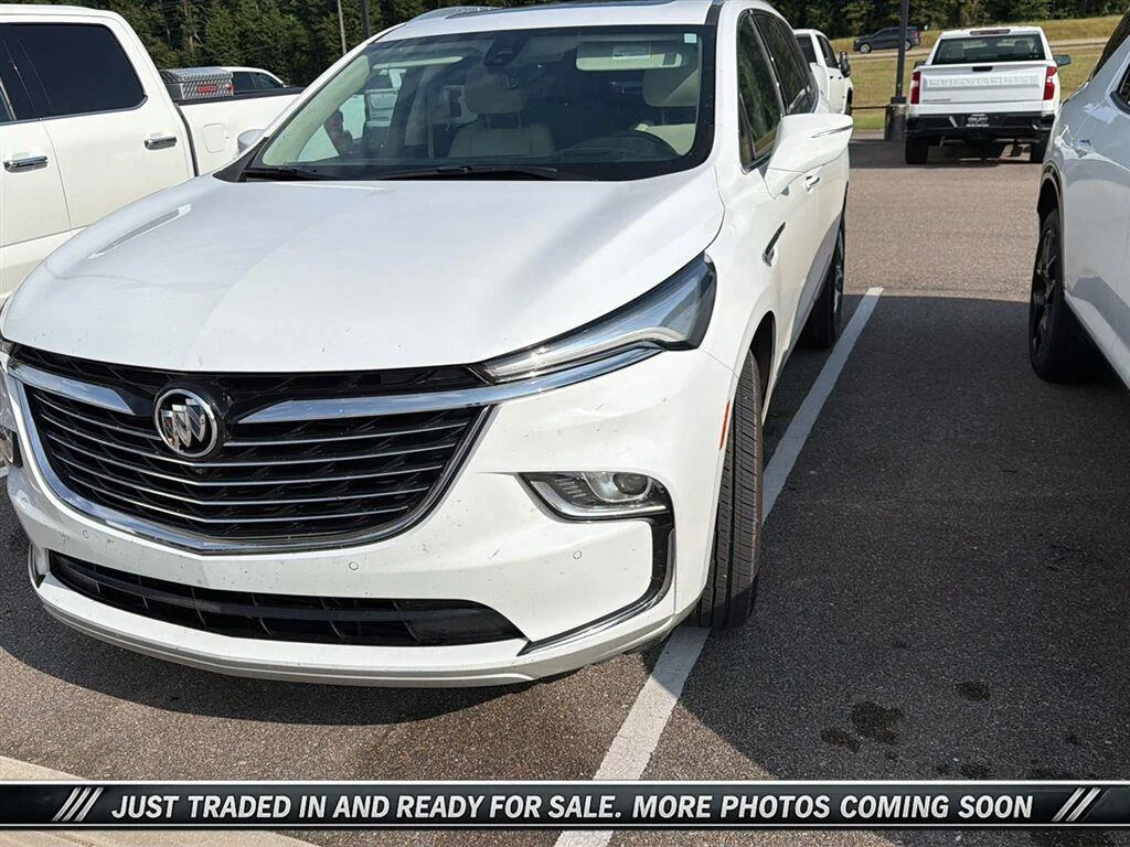 Used 2022 (Includes Satin Nickel lower exterior accent color.) Buick Premium image 1