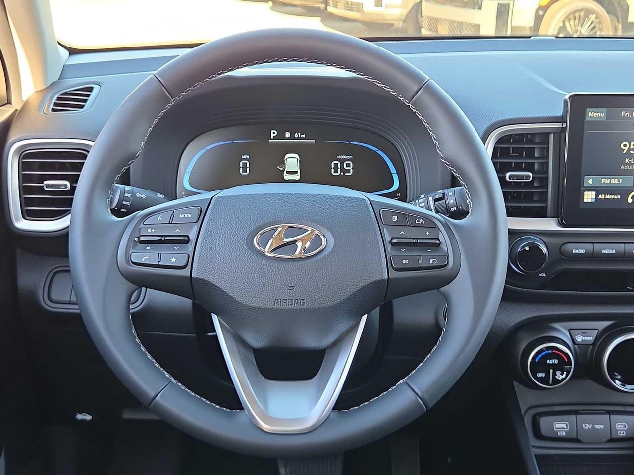 2026 Hyundai Venue SEL - Photo 23