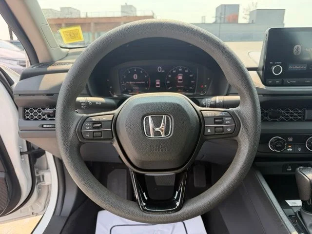 Used 2023 White Honda LX image 21