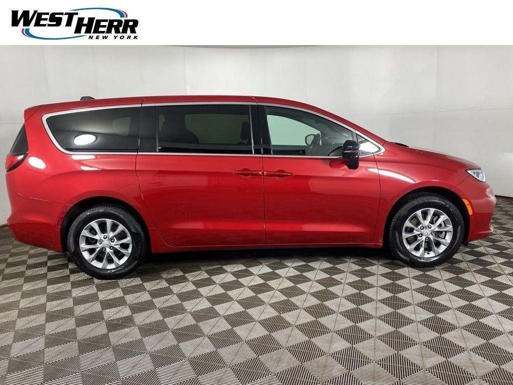 Used 2026 Red Hot Pearlcoat Chrysler Select AWD image 23