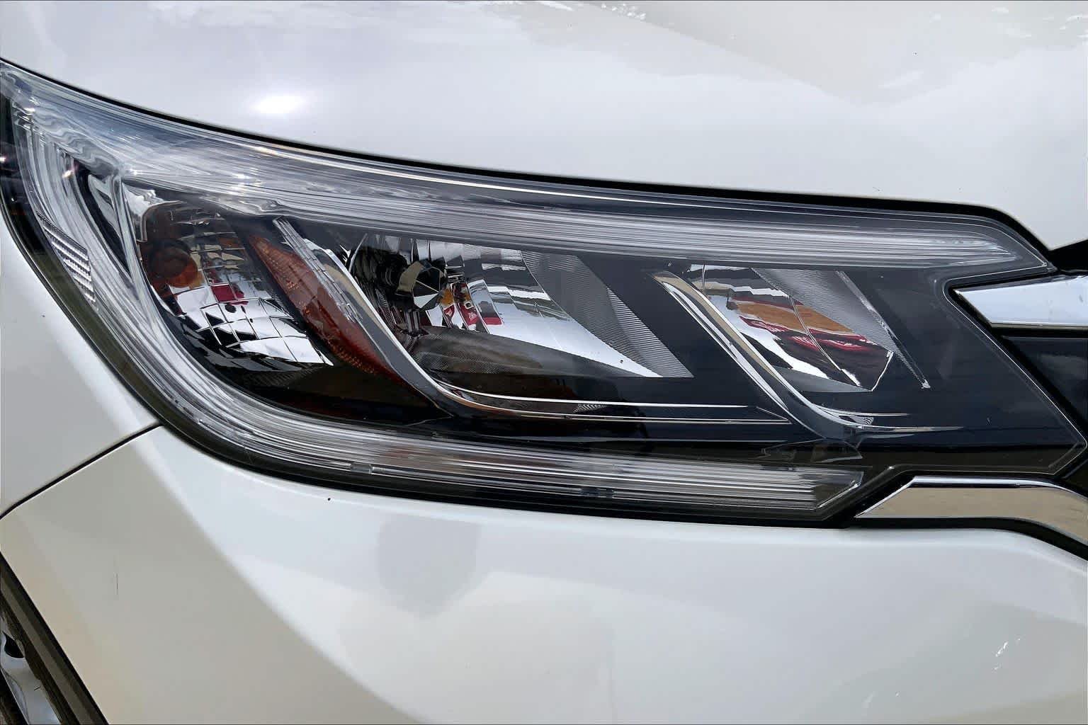 Used 2016 White Diamond Pearl Honda LX image 26