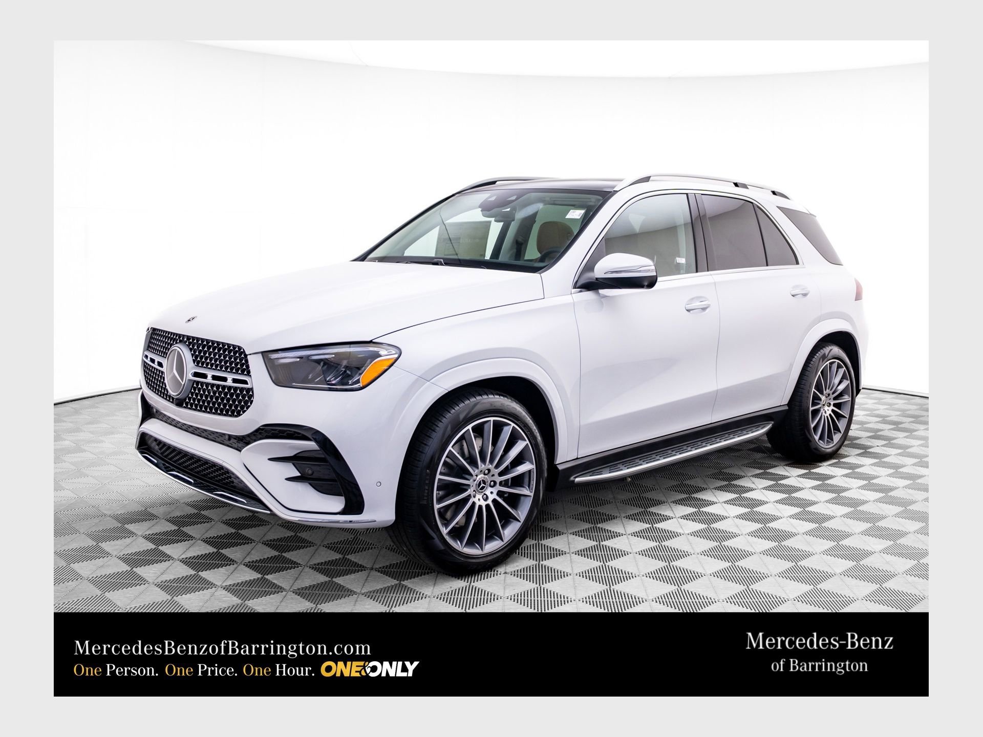 New 2026 MANUFAKTUR Moonlight White Metallic Mercedes-Benz GLE 350 image 44