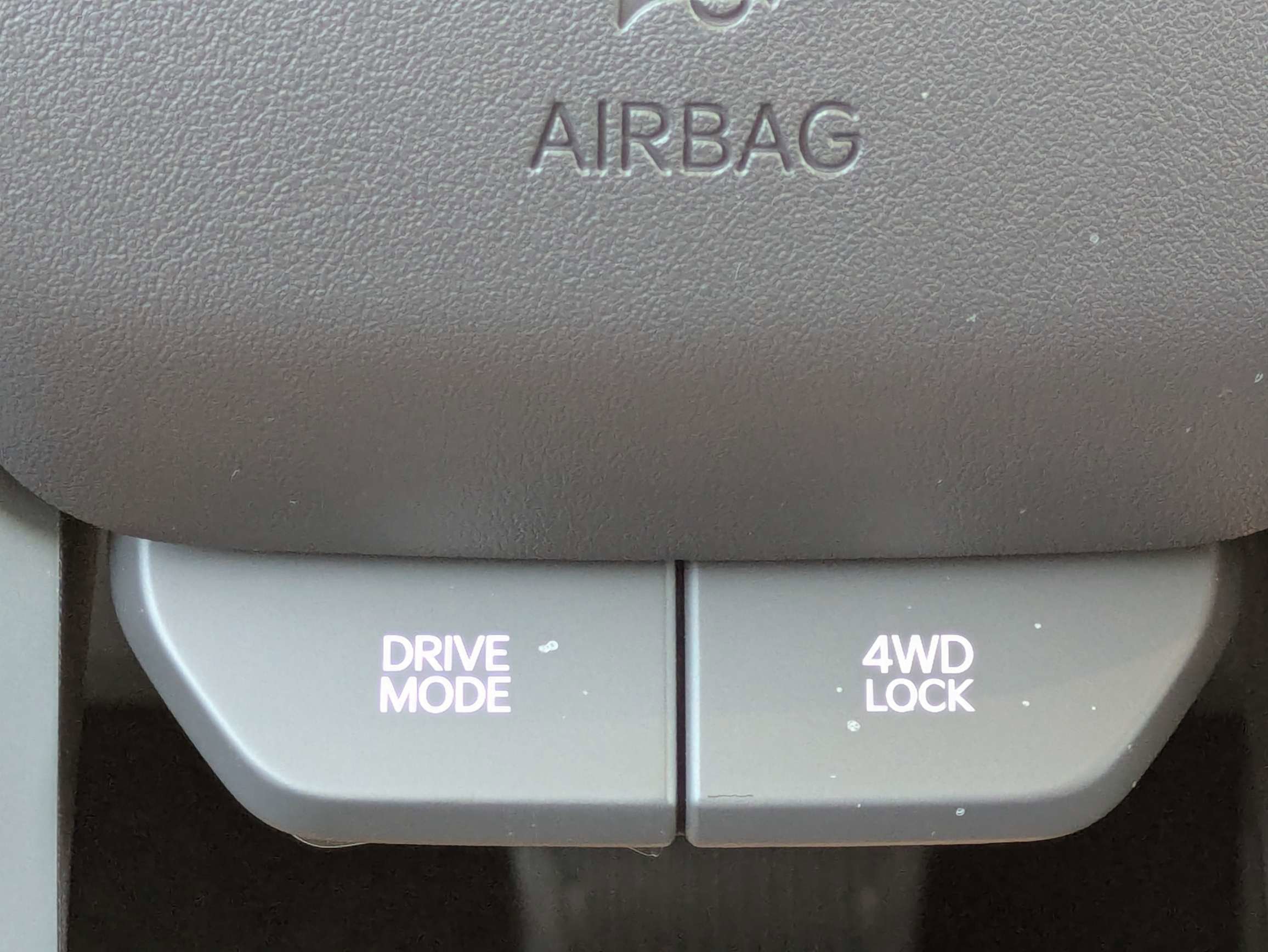New 2027 Ivory Silver Kia S image 32