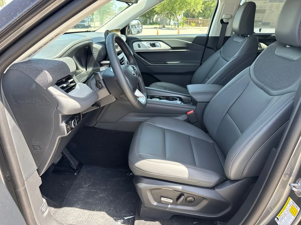 New 2026 Gray Ford Active image 20