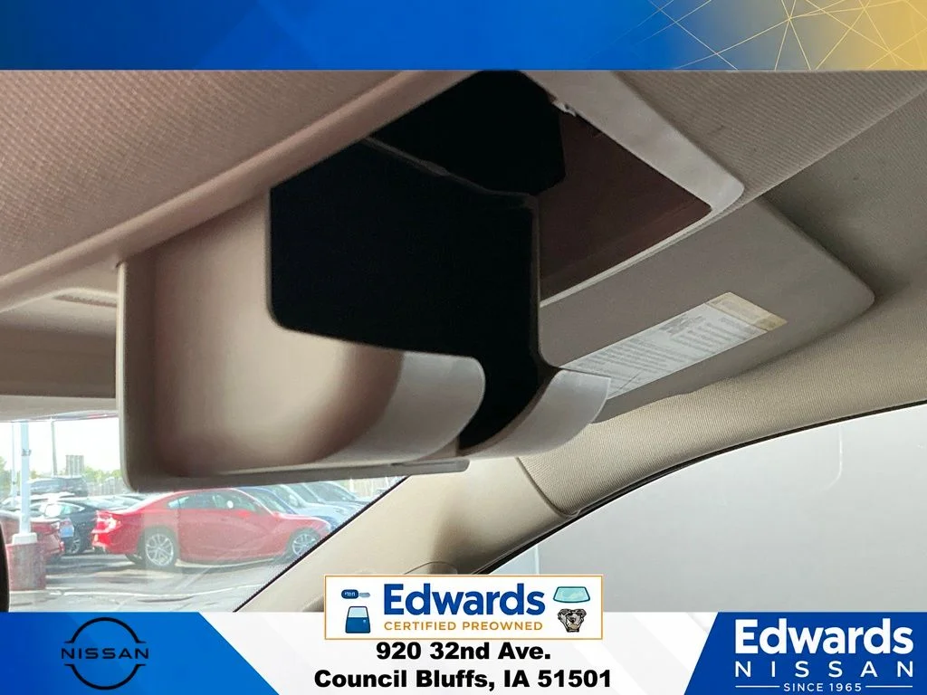 Used 2019 Black Ford XLT image 28