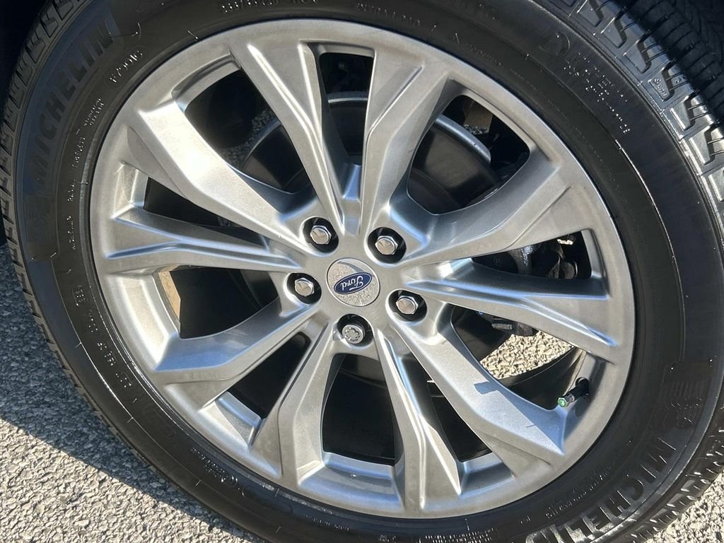 Certified Used 2022 Gray Metallic Ford XLT image 11
