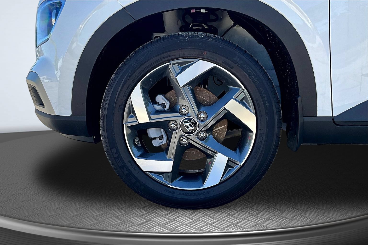New 2026 White Hyundai SEL image 12