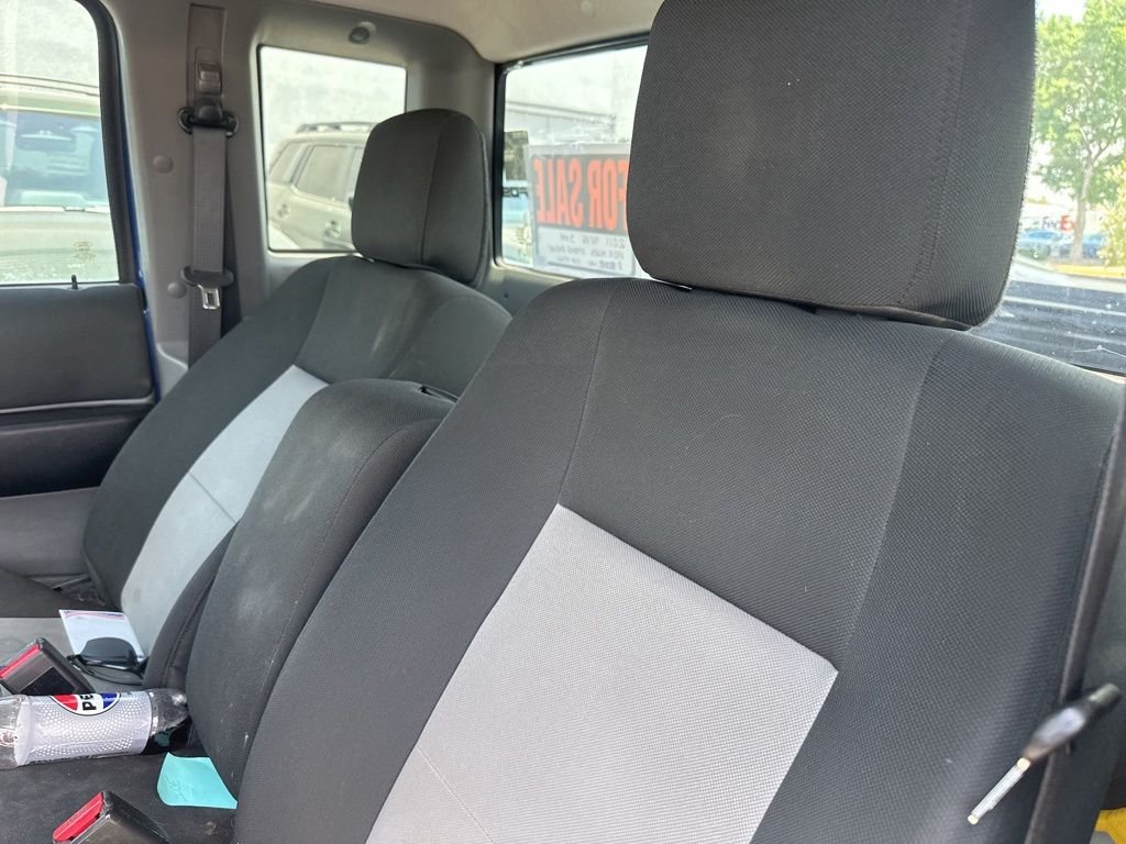 Used 2011 Blue Ford XLT image 15
