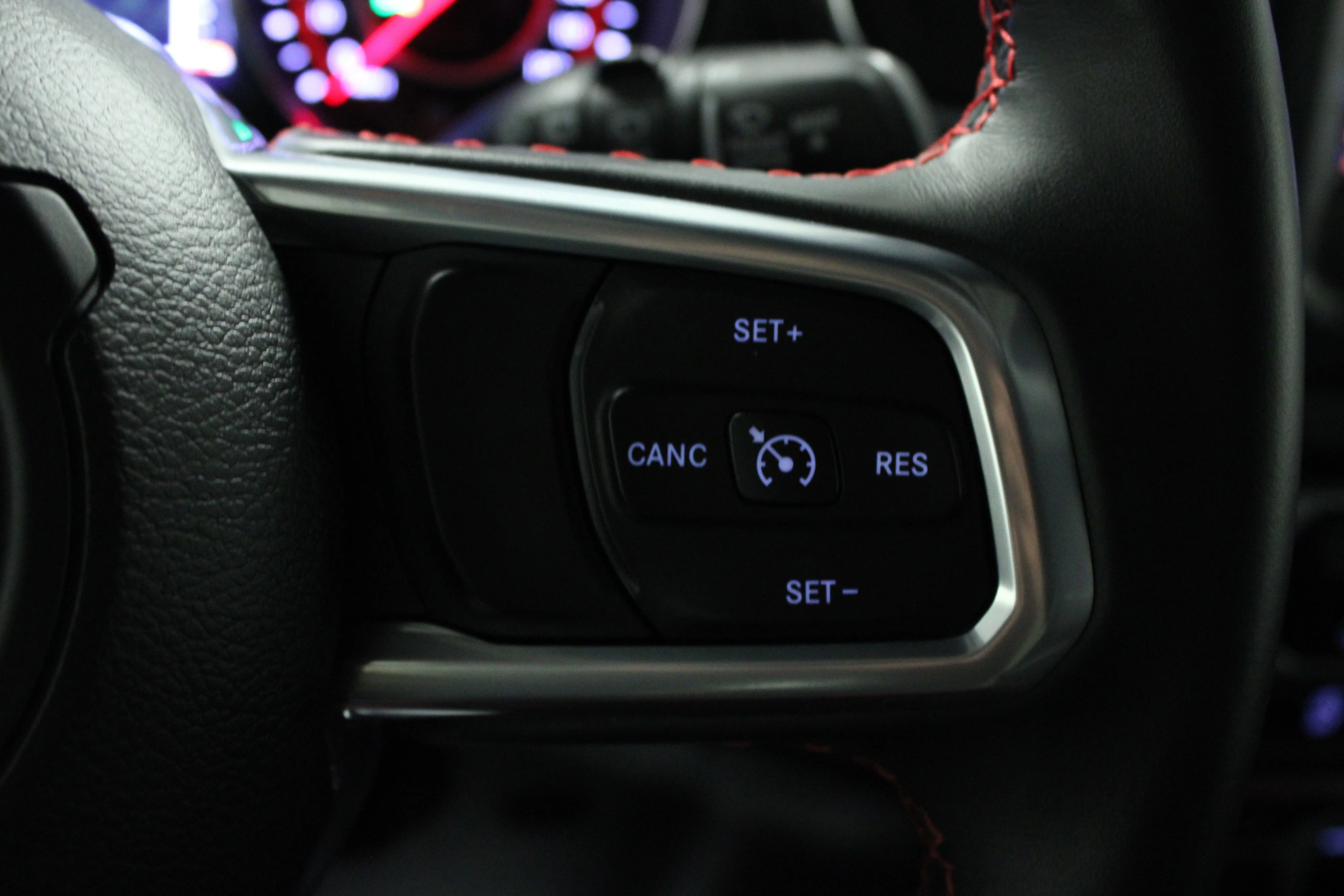 Used 2020 Black Clearcoat Jeep Recon image 21